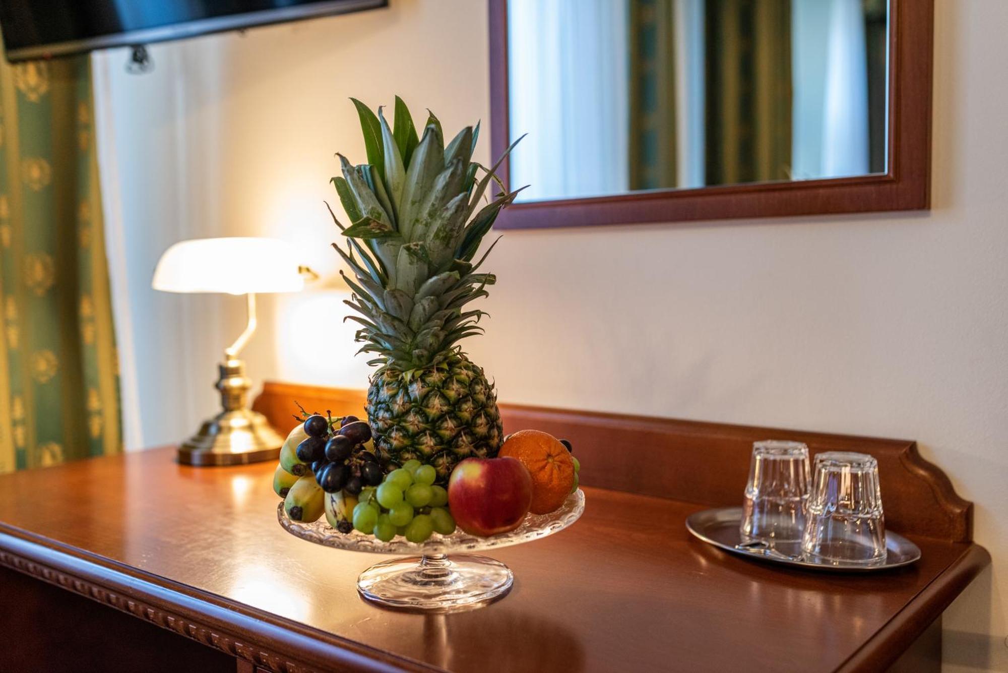 Arkada Otel