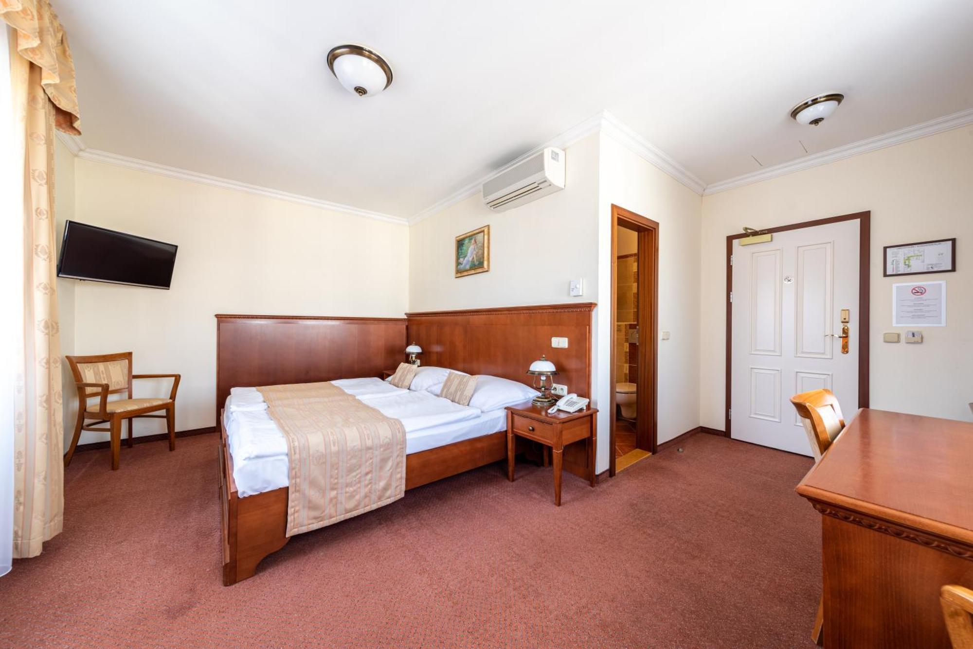 Arkada Otel Prag