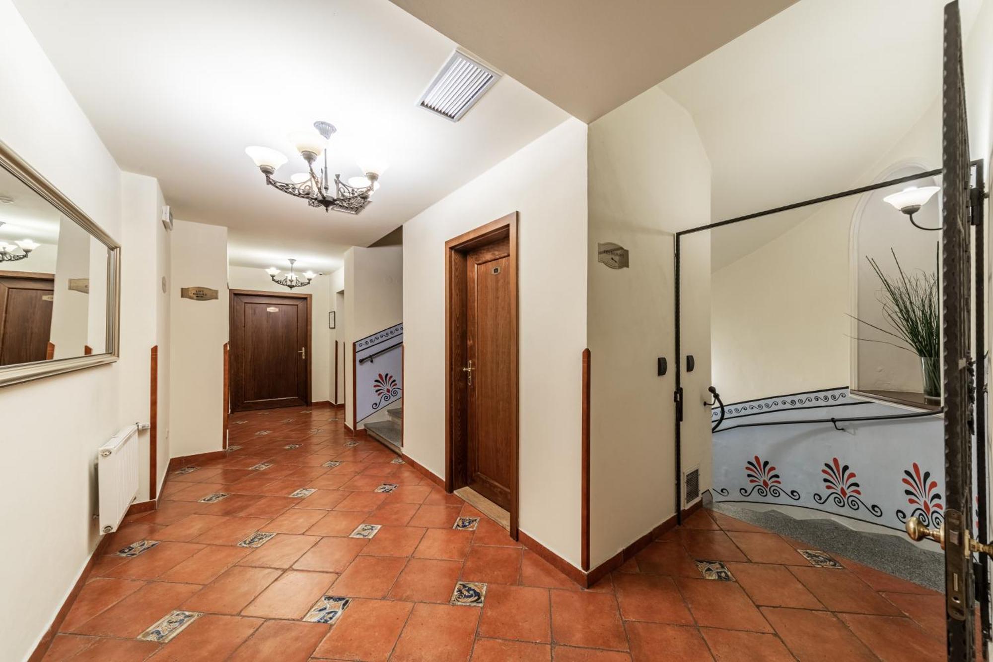 Otel Arkada Prag