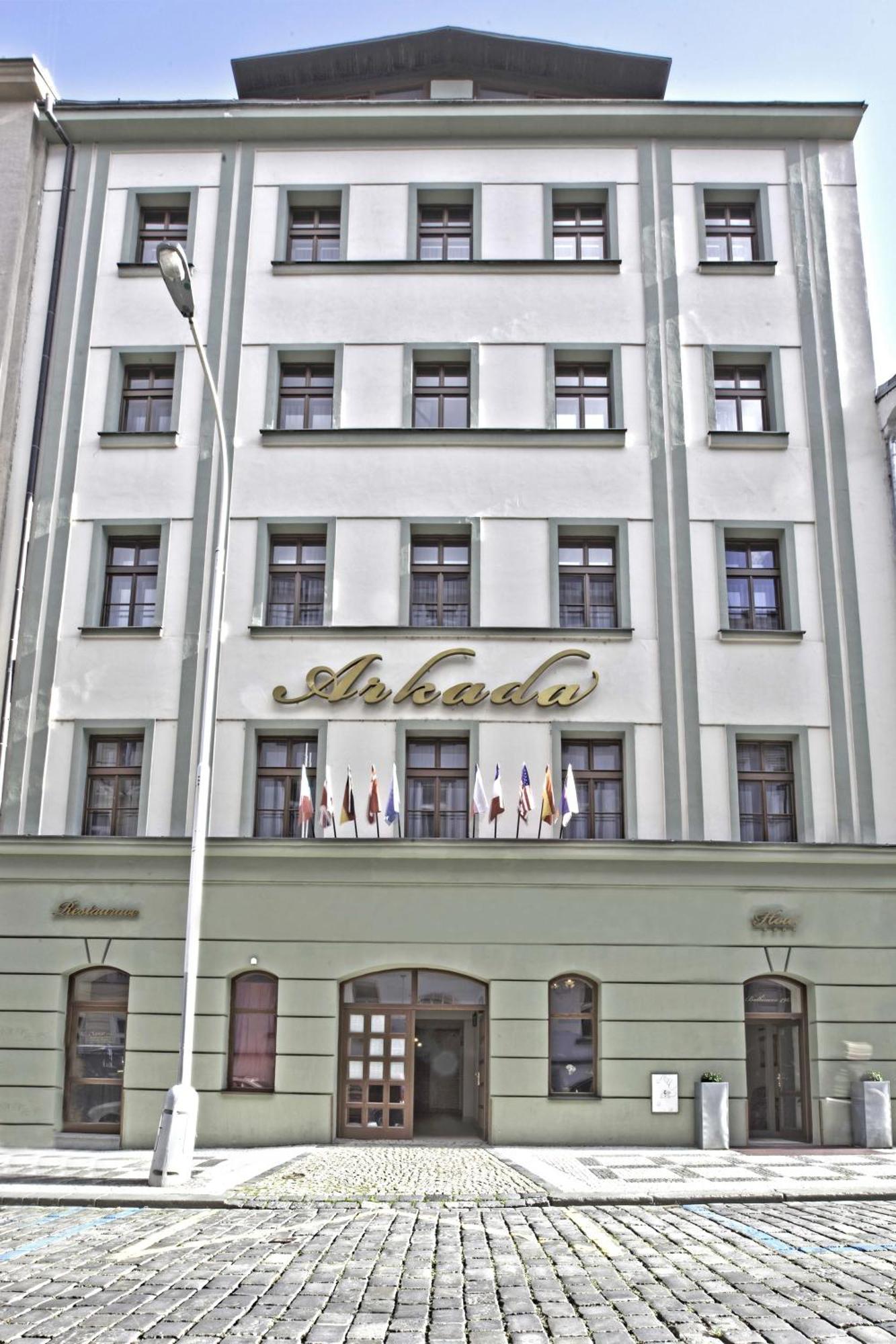 Otel Arkada Prag