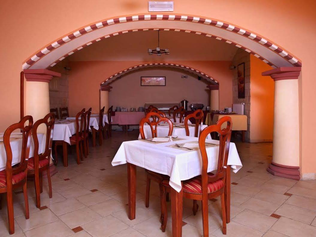 Otel Arkada